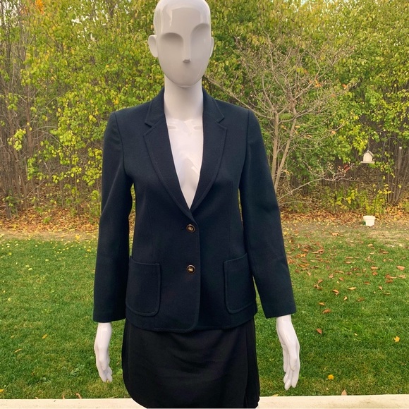 Classic chique black wool blazer jacket two buttons closure two front pockets - Picture 5 of 16